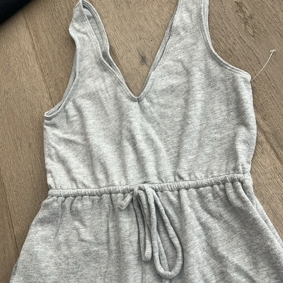 EUC (worn once) Spiritual Gangster ‘Delilah’ Cinched Waist Jumpsuit (XS) - Picture 7 of 14